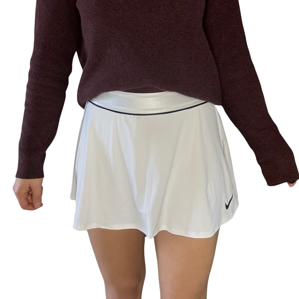 Nike White Women's Tennis Skirt | Model Off Duty Athleisure - Picture 2 of 5